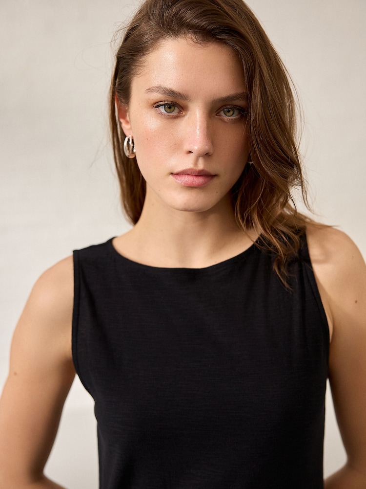 Black Sleeveless Drop Waist 100% Cotton Crew Neck Midi Dress - Image 4 of 8