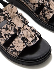 FitFlop Cream Gen-FF Snake Fisherman Sandals - Image 7 of 7