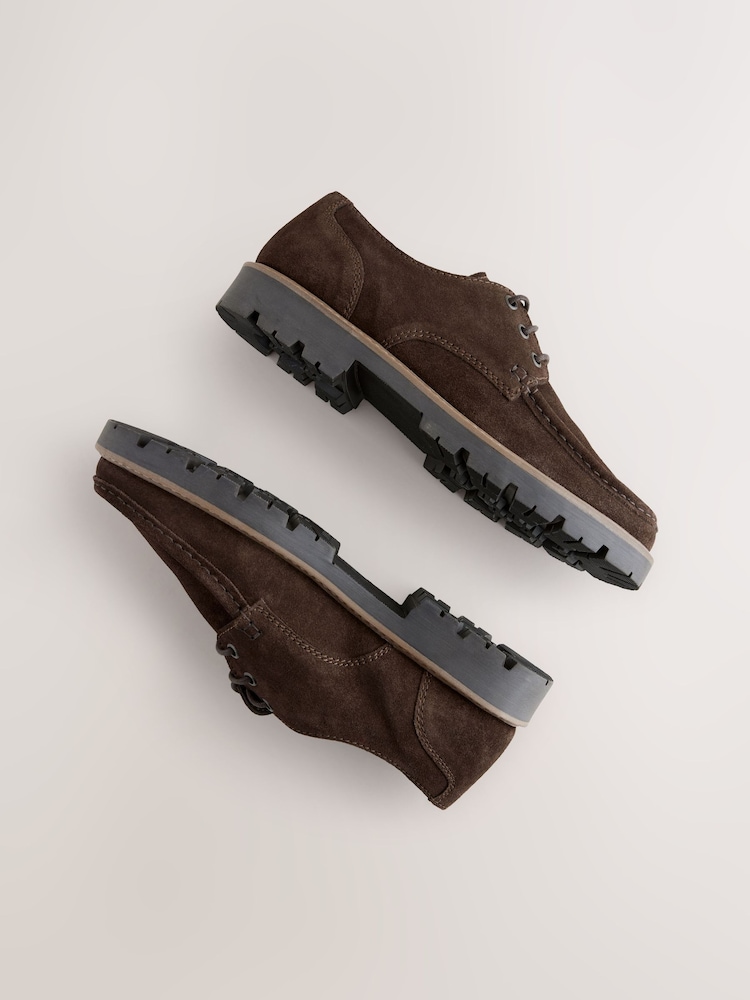 Brown Cleated Apron Shoes - Image 3 of 5