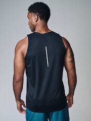 Black Active Textured Training Vest - Image 2 of 8