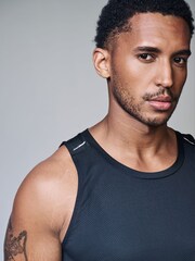 Black Active Textured Training Vest - Image 3 of 8