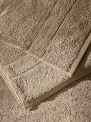 Mink Brown Egyptian Cotton Luxe Heavy Weight Towel - Image 6 of 7