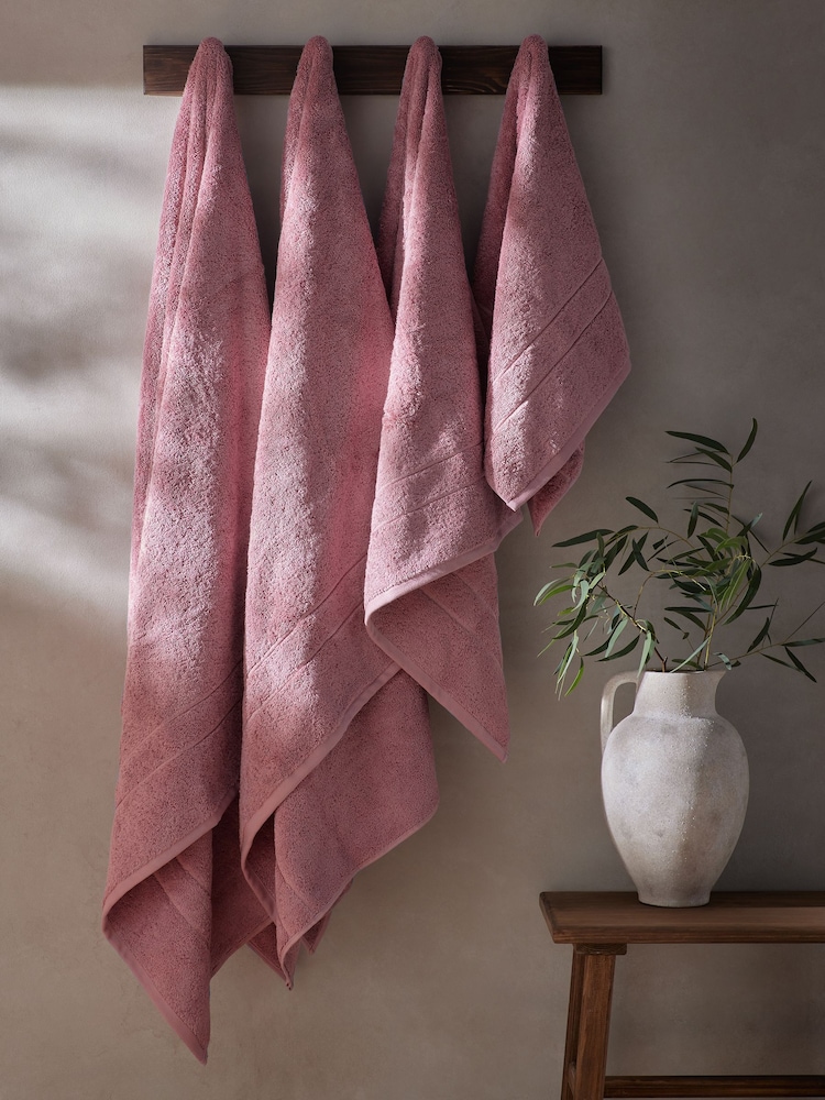 Dusky Pink Egyptian Cotton Luxe Heavy Weight Towel - Image 3 of 7