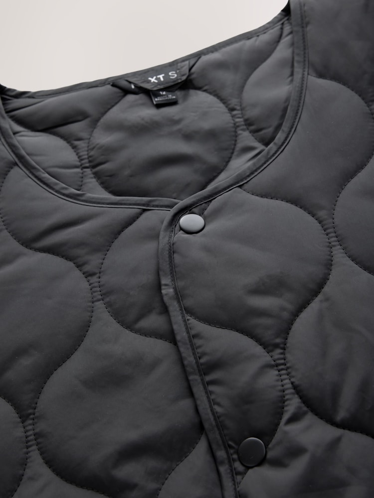 Black Sleeveless Gilet Quilt Jacket - Image 2 of 3