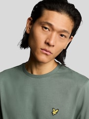 Lyle & Scott Green Cotton Plain T-Shirt - Image 4 of 4