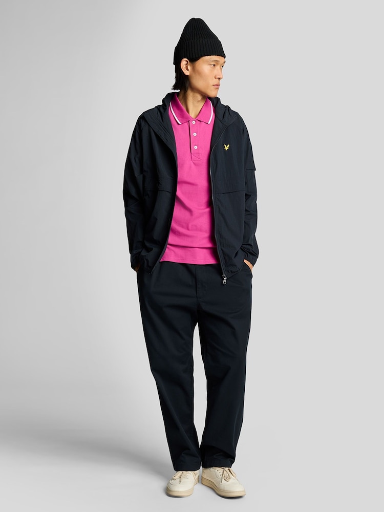 Temno roza - Polo majica z obrobo Lyle & Scott - Slika 2 iz 5 Temno roza - Polo majica z obrobo Lyle & Scott - Slika 2 iz 5