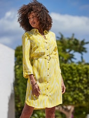 Sosandar Yellow Chic Print Belted Shirt Dress - Image 4 of 5