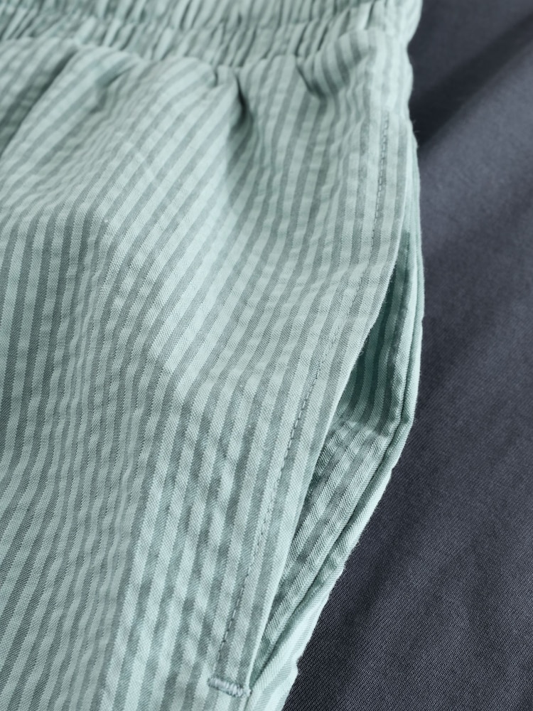 رمادي داكن/أخضر - T-Shirt And Striped Seersucker 100% Cotton Pyjamas Set - صورة 9 من 9 رمادي داكن/أخضر - T-Shirt And Striped Seersucker 100% Cotton Pyjamas Set - صورة 9 من 9