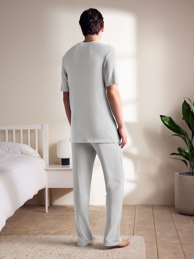 Lichtgrijs - Textured TENCEL™ Modal Pyjamas Set - Image 4 of 12