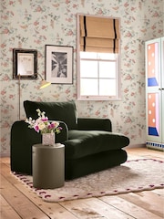 Cath Kidston Spring Birds & Roses A4 Wallpaper Sample - Image 1 of 3