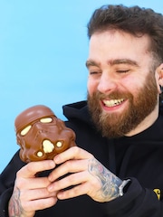 Treat Kitchen Original Stormtrooper Milk Chocolate Helmet - Image 3 of 4