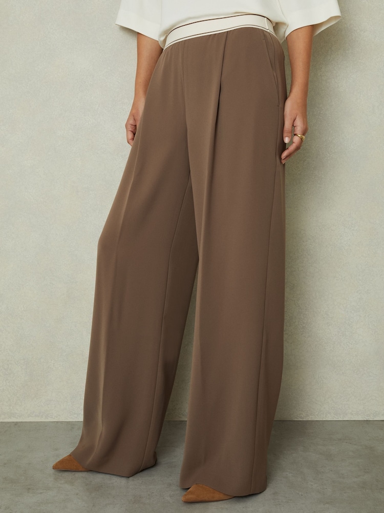 Reiss Mocha Brown Abigail Petite Wide Leg Elasticated Trousers - Image 1 of 7