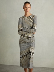 Reiss Black/Olive Riyo Printed Ruched Midi Dress - Image 6 of 7