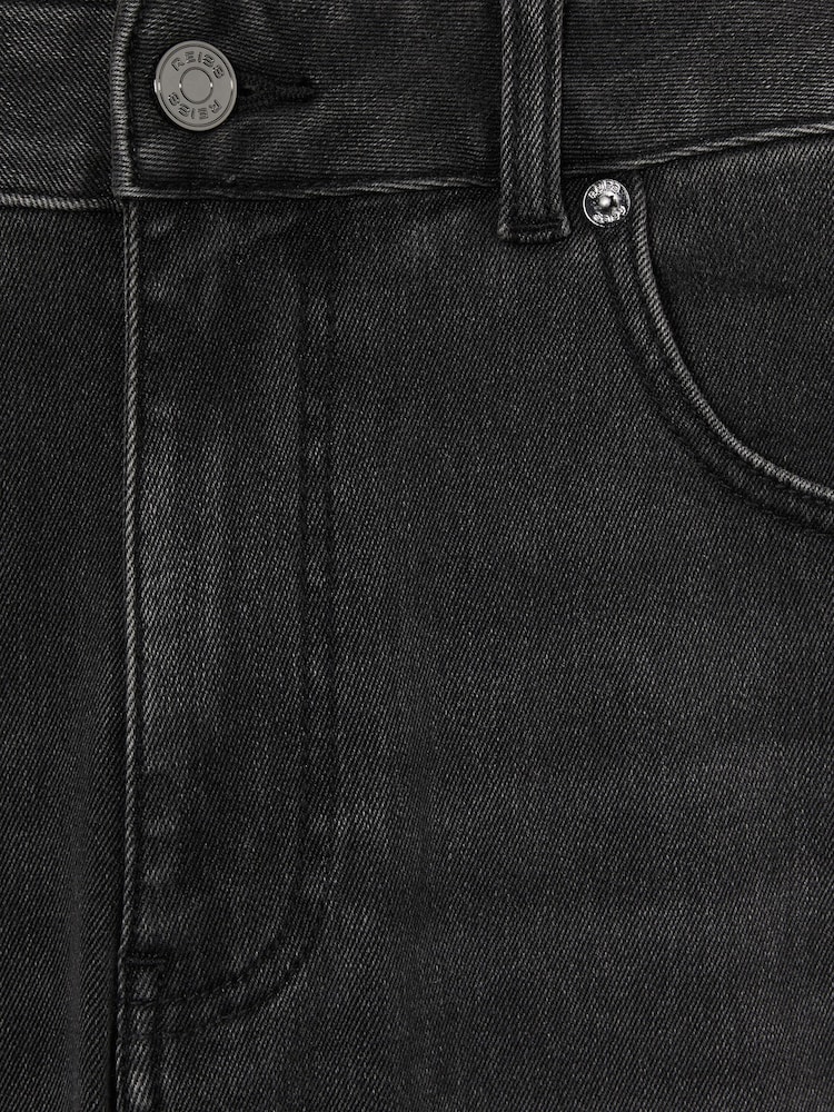 Reiss Washed Black Maddison Tapered Slim-Fit Jeans - Image 5 of 5