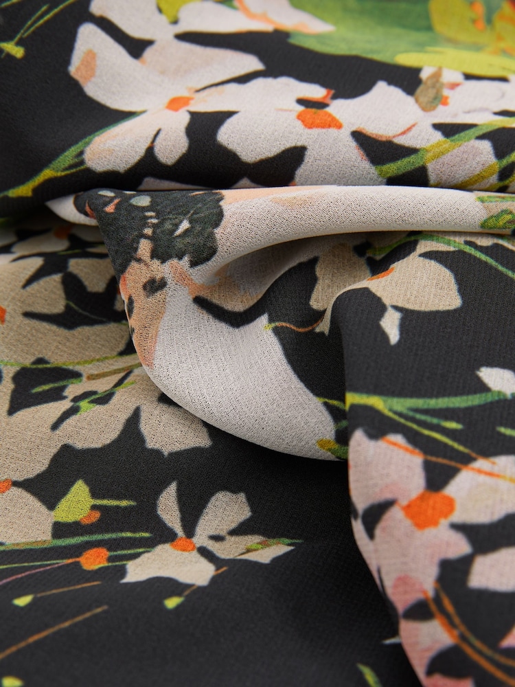 Florere Cape Detail Midi Dress - Image 7 of 7
