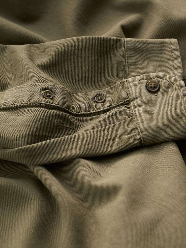 Seasalt Cornwall Green Mens Jackdaw Cotton Twill Shirt - Image 5 of 5 Seasalt Cornwall Green Mens Jackdaw Cotton Twill Shirt - Image 5 of 5