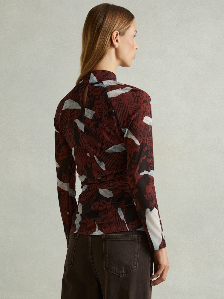Reiss Vanna top met ruches en print - Image 4 of 6