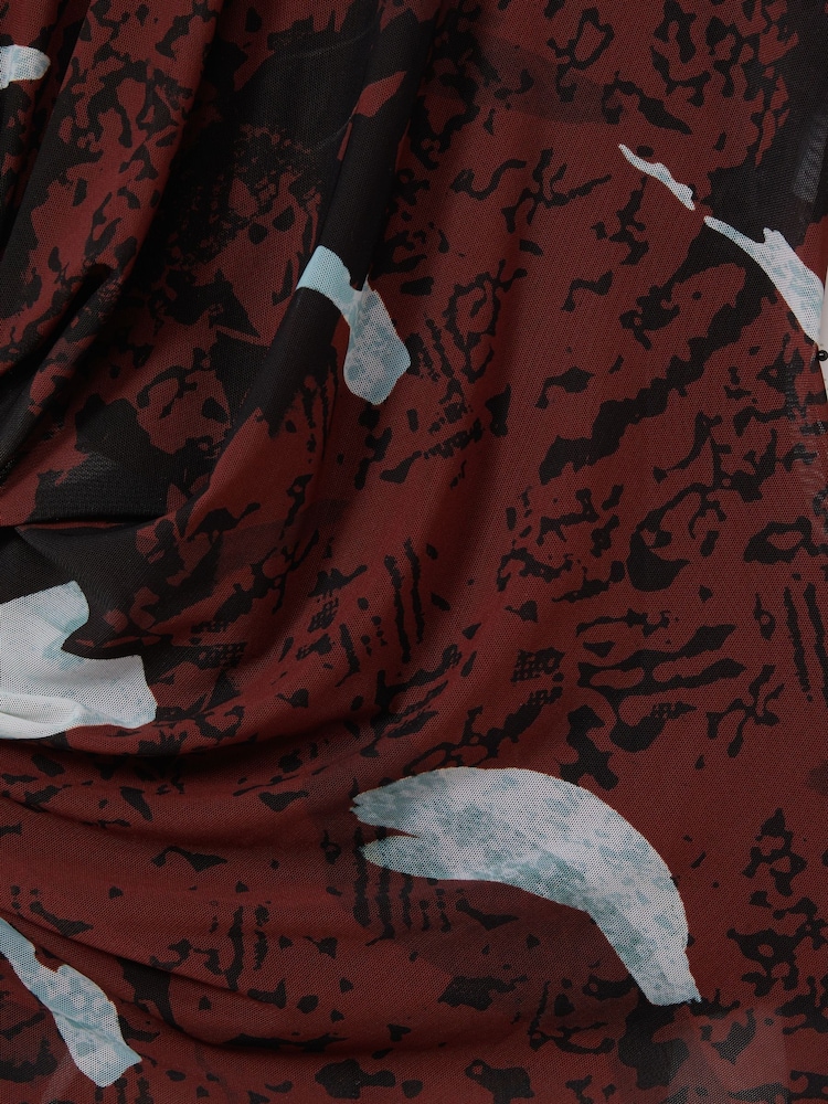 Reiss Vanna top met ruches en print - Image 6 of 6