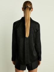 Reiss Black Hettie Herringbone-Jacquard Satin Shirt - Image 5 of 6
