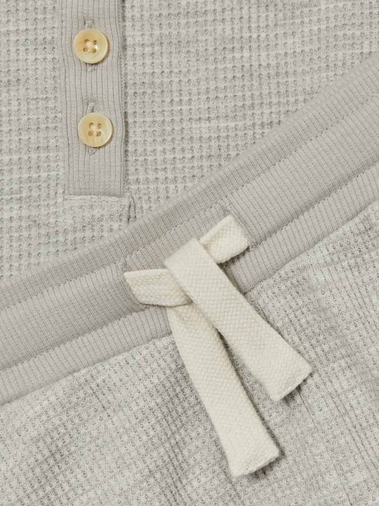 Reiss Grey Taylor 4-9 yrs Cotton Blend Jersey Waffle Top And Trousers Set - Image 5 of 5