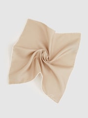 Pañuelo de bolsillo de seda con diseño de puntitos Liam de Reiss - Imagen 3 de 4
