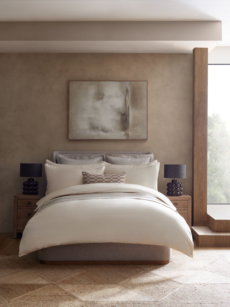 Ivory N. Premium 400 Thread Count 100% Egyptian Cotton Sateen Luxury Duvet Cover And Pillowcase Set - Image 1 of 5