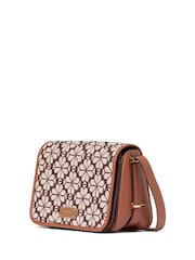 Bolso de color crema con solapa de kate spade new york - Imagen 5 de 6