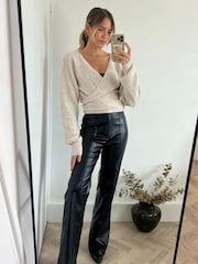 Расклешенные полиуретановые брюки Style Cheat Alyssa - Изображение 4 из 4