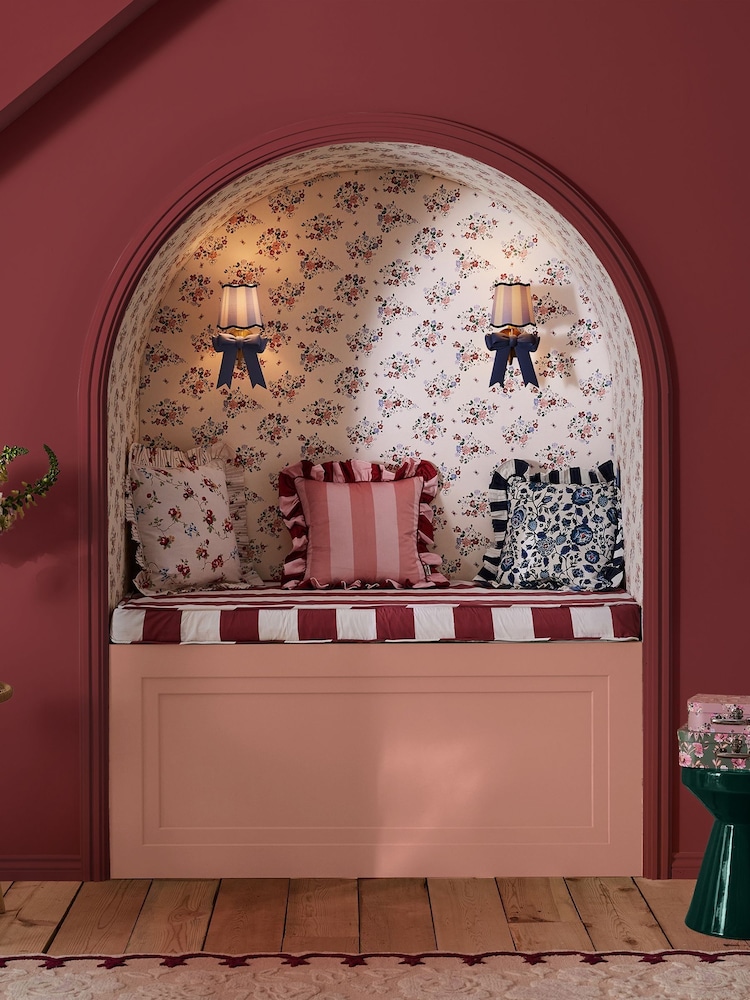 Cath Kidston Cream Clifton Floral 10M Wallpaper - Image 2 of 4