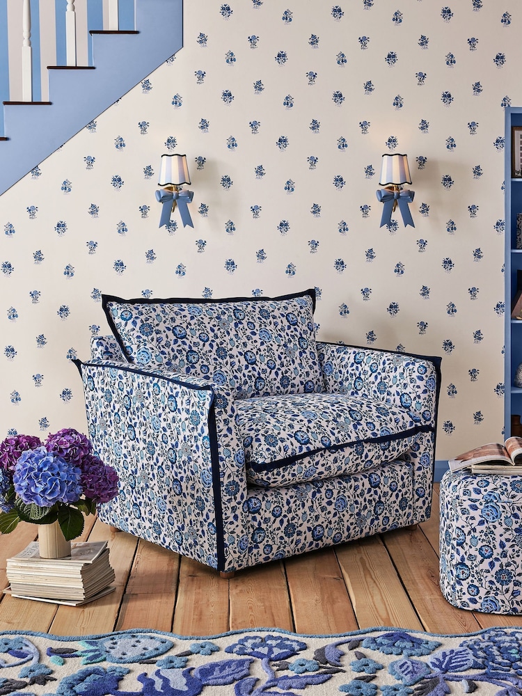 Cath Kidston Blue Kingdom Posey 10M Wallpaper - Image 1 of 3