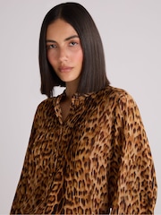 Ro&Zo Animal Leopard Print Pintuck Front Blouse - Image 3 of 3