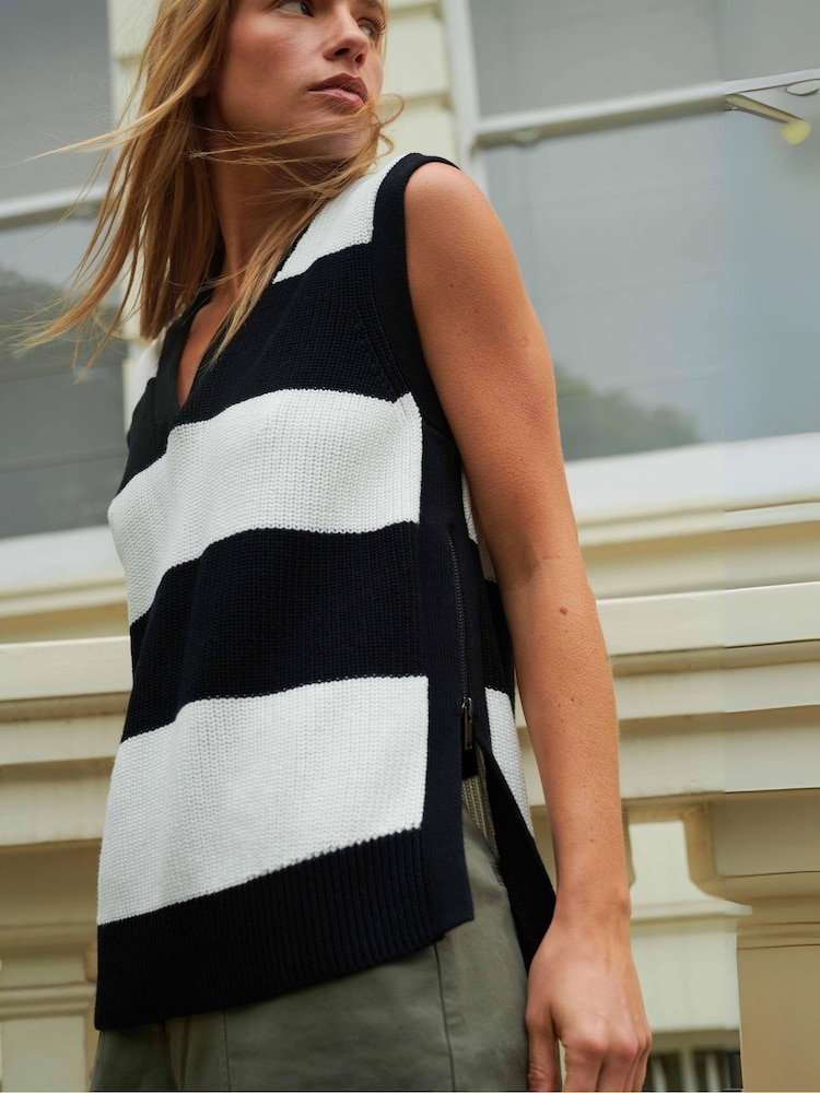 Ro&Zo Stripe Side Zip Knitted Vest - Image 2 of 7