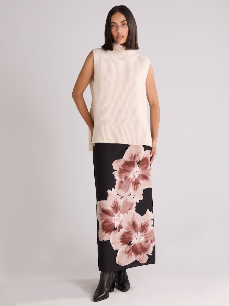 Ro&Zo Black Mono Floral Placement Print Skirt - Image 1 of 3