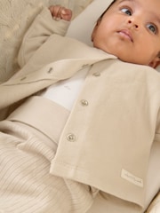 Conjunto de chaqueta, bodi y leggings de punto de algodón 100 % en marrón con patitos de Mamas & Papas - Imagen 2 de 10