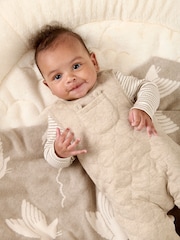 Mamas & Papas gesteppte braune Latzhose und Bodysuit im Set mit Bärenohren - Bild 3 von 8