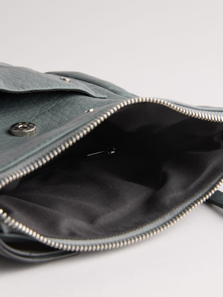 Blau - Gewaschene Messenger-Tasche - Bild 11 von 11 Blau - Gewaschene Messenger-Tasche - Bild 11 von 11