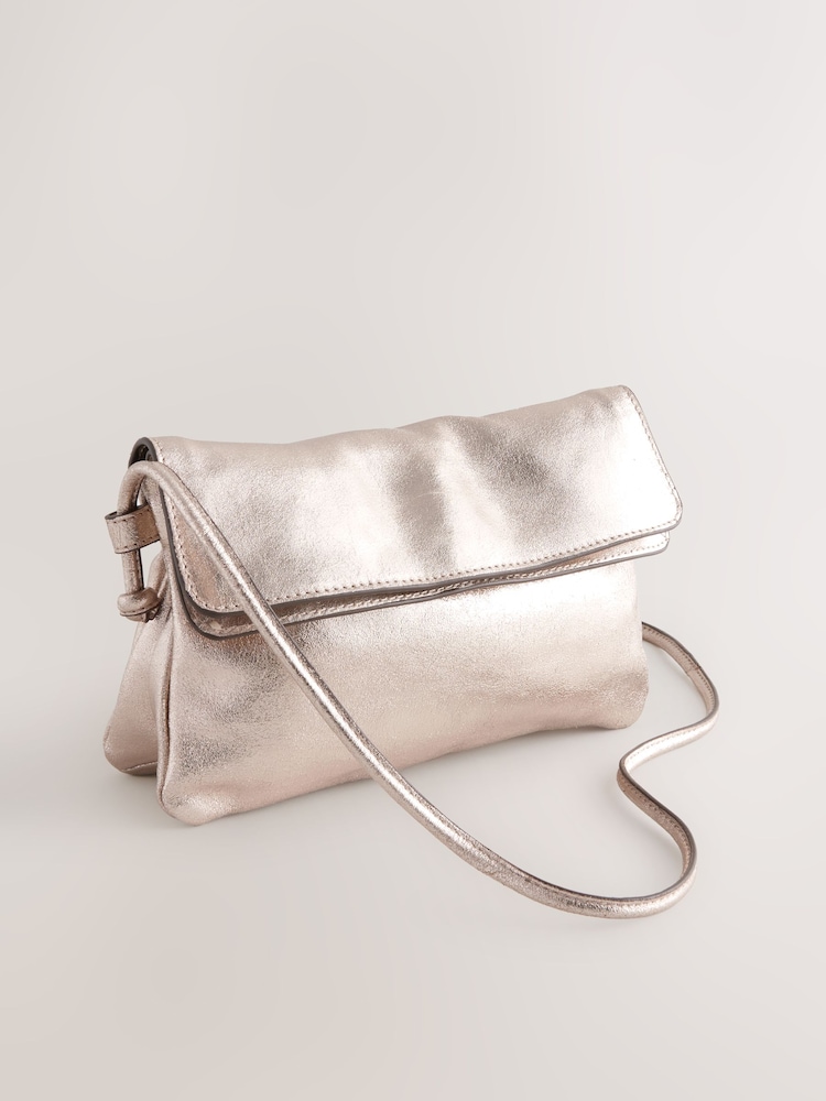 Gold - Leather Flap Cross-Body Bag - Bild 1 von 5 Gold - Leather Flap Cross-Body Bag - Bild 1 von 5