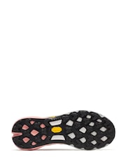 Merrell White/Coral Womens Agility Peak 5 Trainers - Image 4 of 4