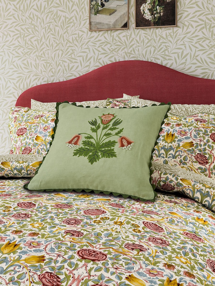 Morris & Co 100% Cotton Rose Duvet Cover and Pillowcase Set - Image 2 of 5