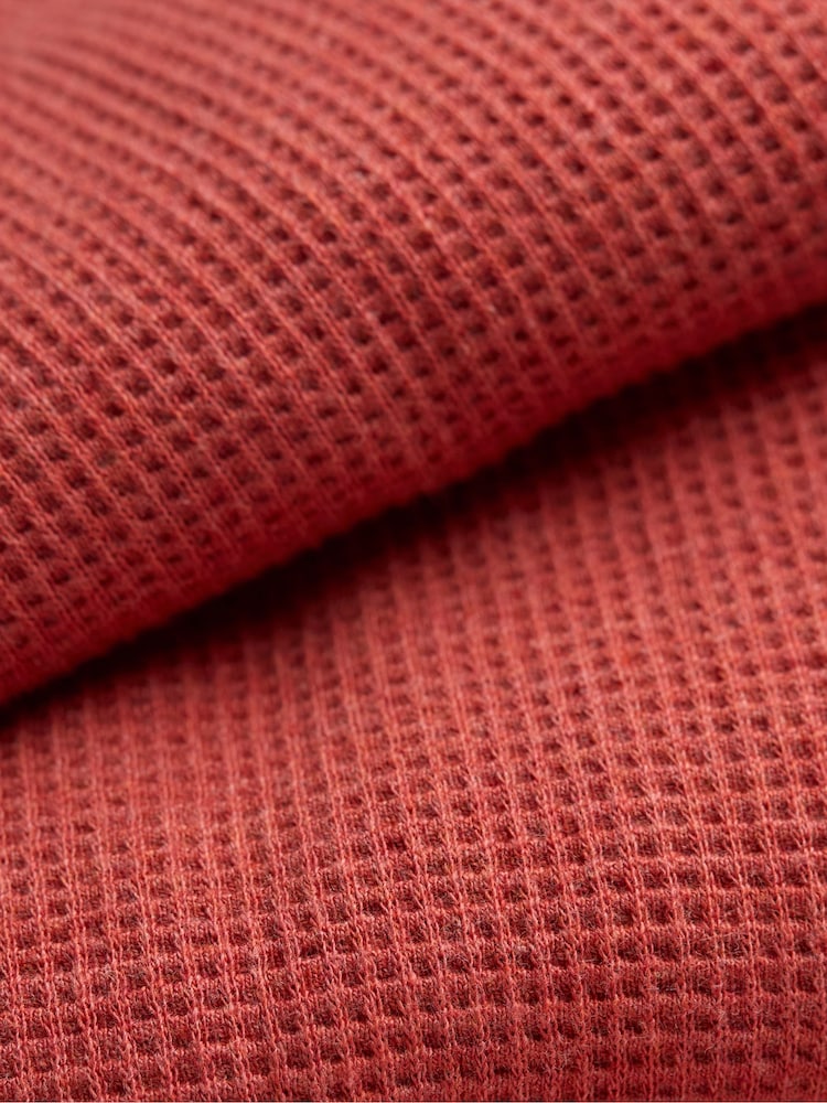 Vintage-Rot - FatFace Long-Sleeve Waffle Crew - Bild 8 von 8 Vintage-Rot - FatFace Long-Sleeve Waffle Crew - Bild 8 von 8