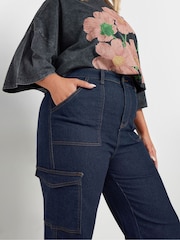 Yours Curve Blue Pocket Straight Leg Jeans - Image 5 of 5