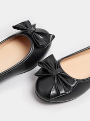 Yours Curve Black Extra Wide Fit Bow Ballet Pumps - Image 5 of 5