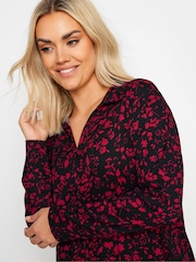 Yours Curve Black Floral Print Textured Shirt - Image 4 of 6