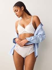 Blanc - Lot de culottes en dentelle Ultimate Comfort 2 - Image 3 of 9
