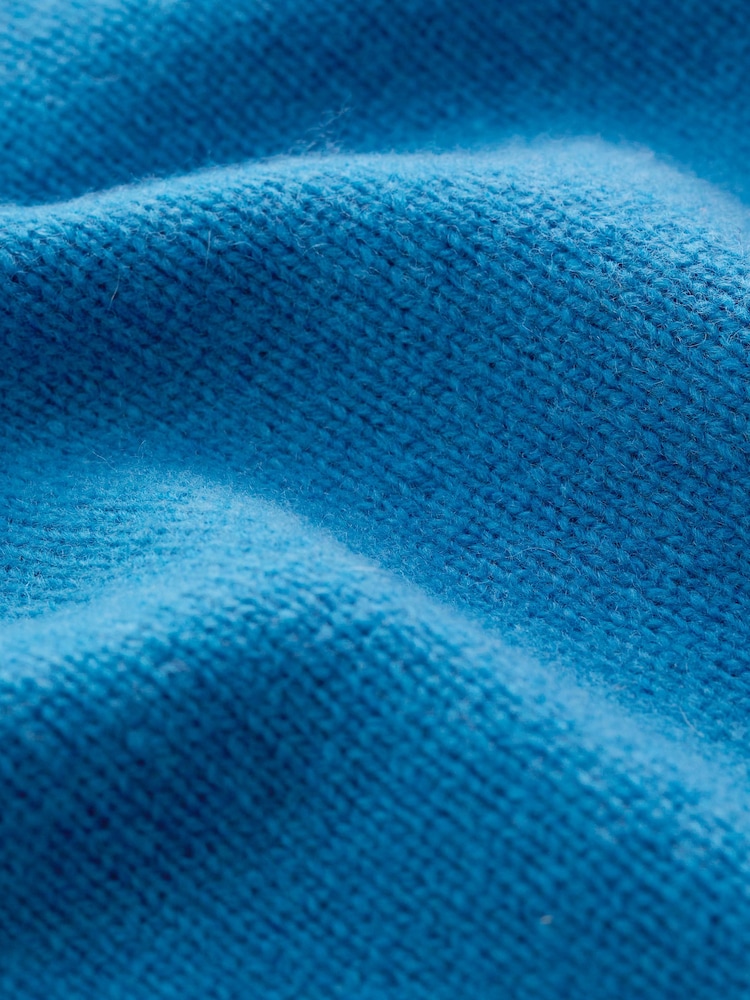 Seasalt Cornwall Blue East View V-Neck Knitted Vest - Image 5 of 5