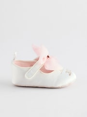 Baker by Ted Baker Baby Girls Born in 2025 Padded White/Pink Shoes With Bow - Image 3 of 6