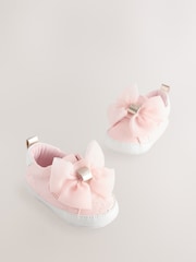 وردي - حذاء رياضي أبيض ووردي بأربة أورجانزا للبنات البيبي من Baker By Ted Baker - صورة 1 من 5