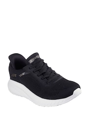 أبيض وأسود - حذاء سهل الارتداء من تشكيلة Skechers Slip-Ins: حذاء رياضي BOBS Sport Squad Chaos - صورة 7 من 9
