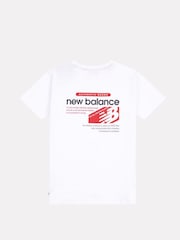 أبيض - تيشرت قطن 100% بطبعة عبارة "Authentic Brand" للأولاد من New Balance - صورة 8 من 10