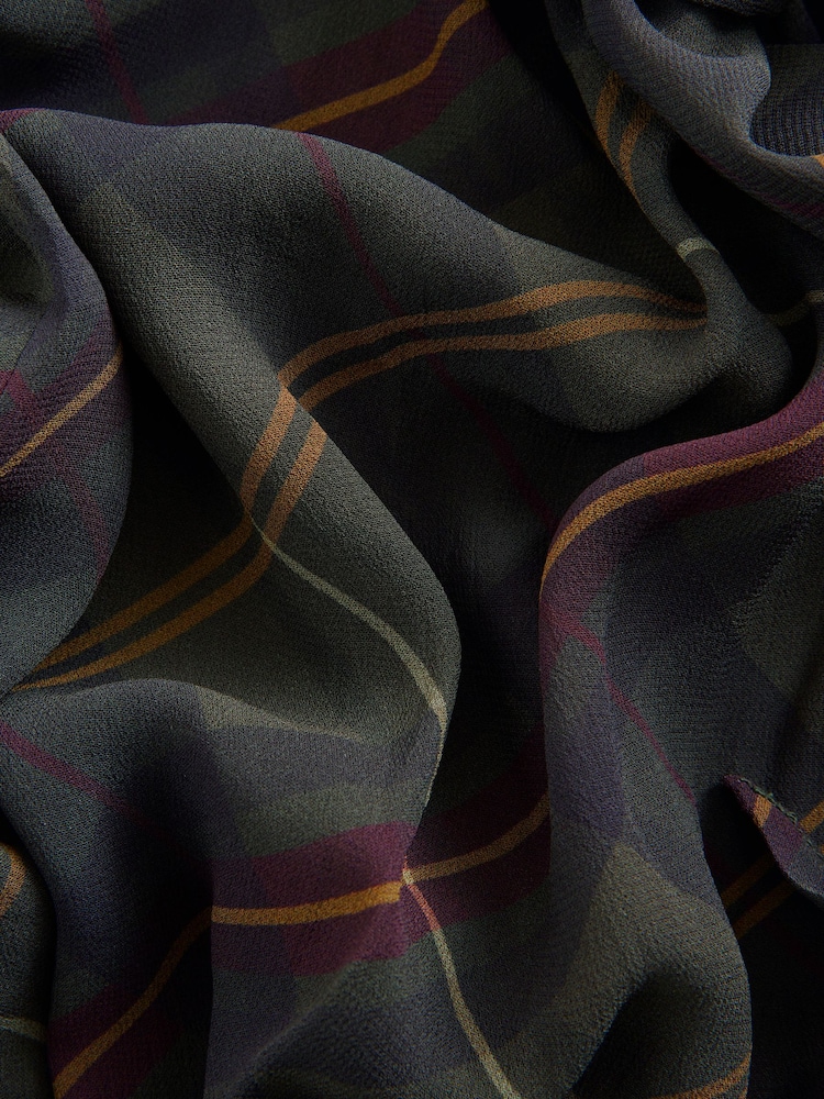 Schwarz mit Schottenkaros - Langärmelige Bluse mit Bindeausschnitt - Bild 9 von 9 Schwarz mit Schottenkaros - Langärmelige Bluse mit Bindeausschnitt - Bild 9 von 9